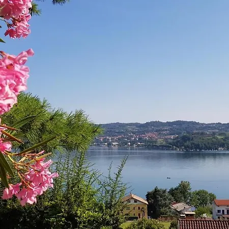 Camelia Vakantiehuis Palazzo Canavese