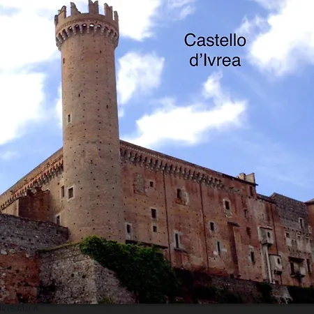 Camelia Tatil Evi Palazzo Canavese